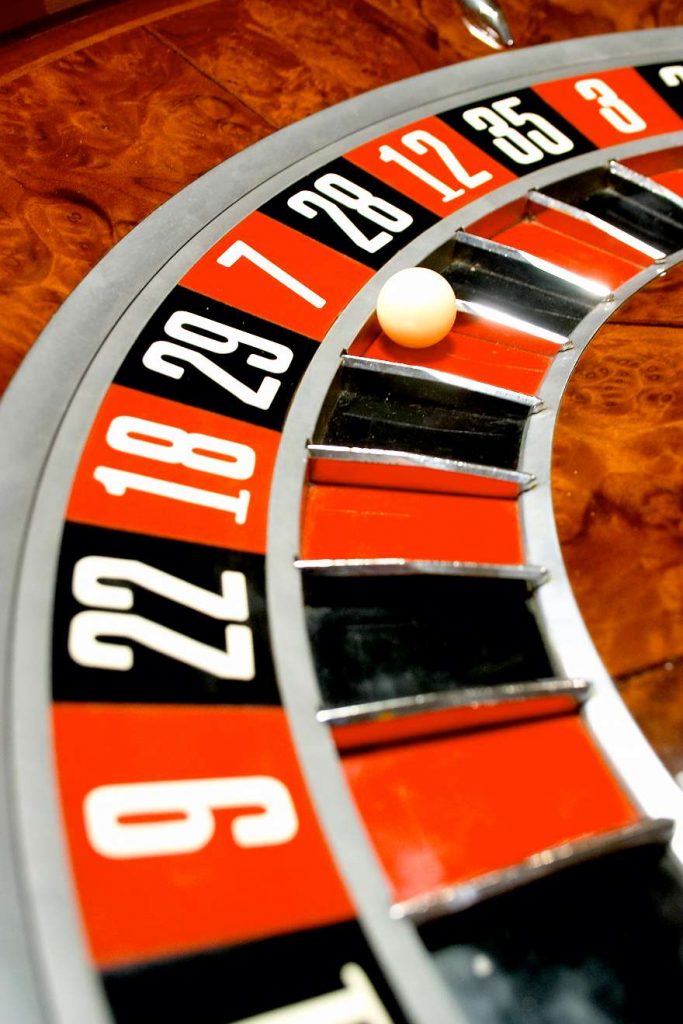 roulette-wheel-side-view